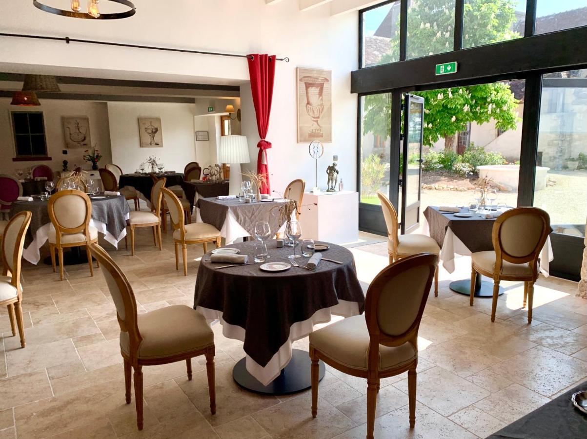 Le Manoir De Pierre Levee, The Originals Collection Hotell Tournon-Saint-Martin Exteriör bild